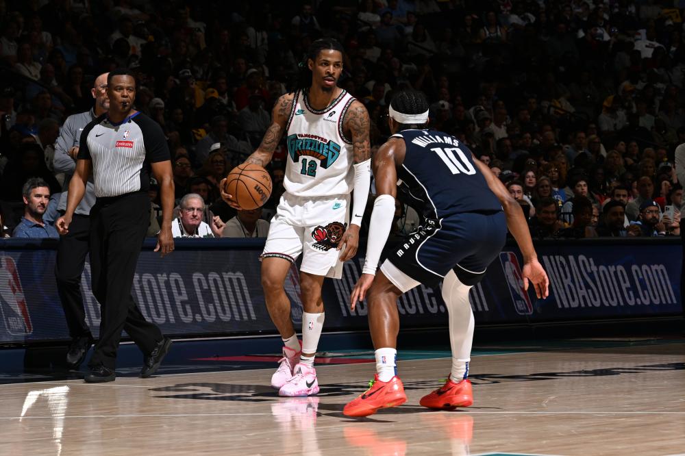 相继举行 相继举行